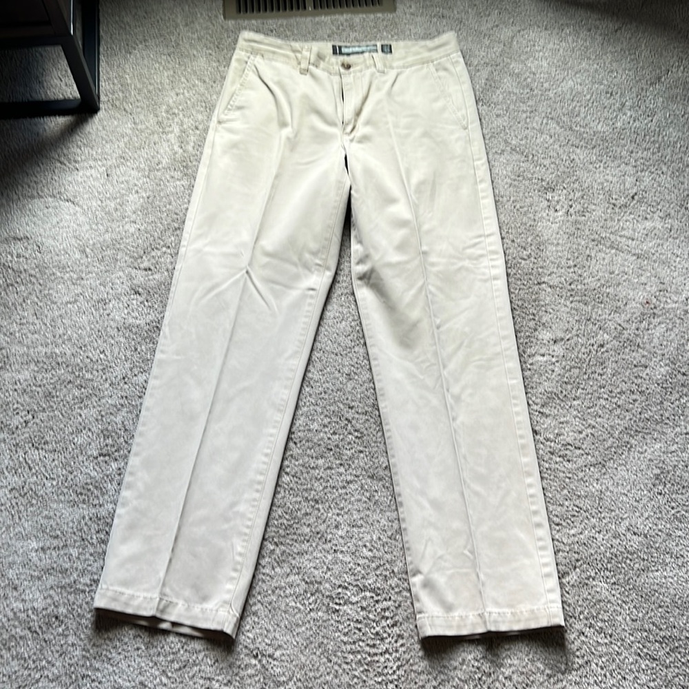 Old Navy Men’s Khaki slacks